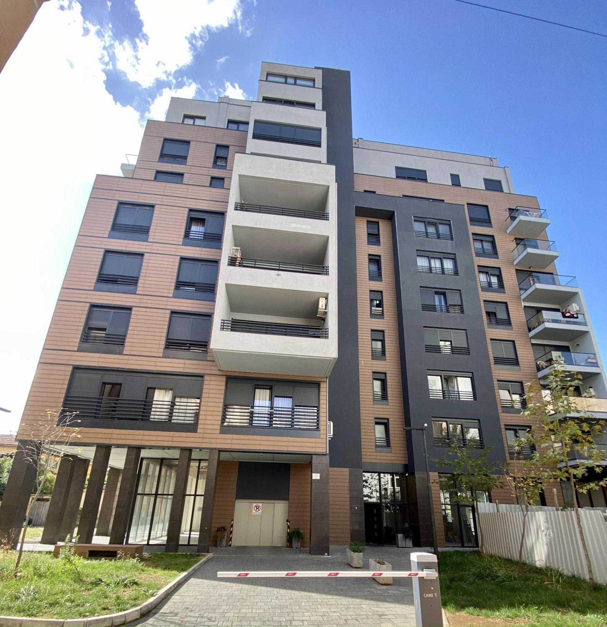"Superattico" - Central Tirana Gorgeous Penthouse, Free Parking Buitenkant foto
