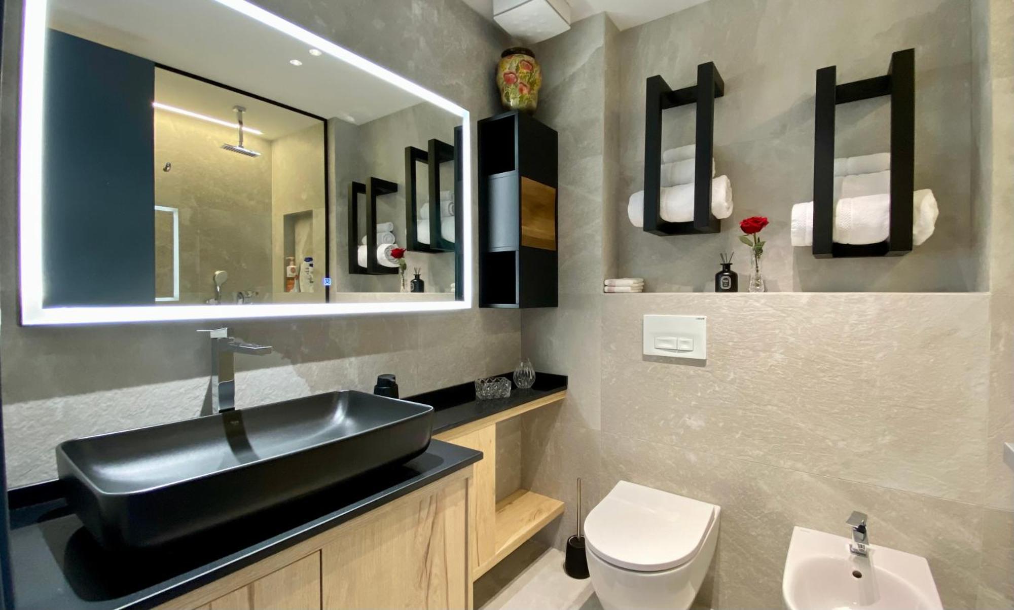 "Superattico" - Central Tirana Gorgeous Penthouse, Free Parking Buitenkant foto